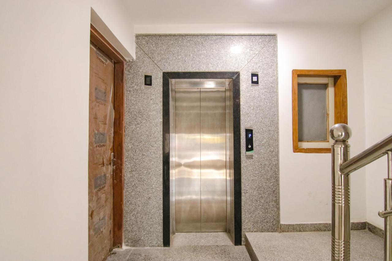Fabhotel La Serene Bnb- Ashok Vihar New Delhi Exterior foto